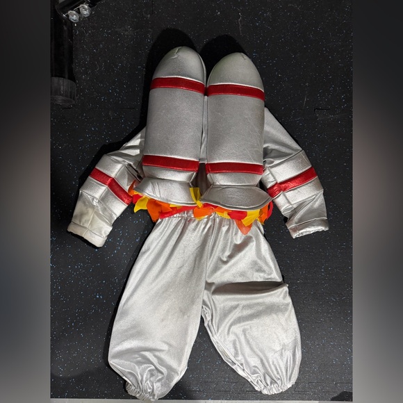 Pottery Barn Kids Astronaut Costume - Picture 2 of 2